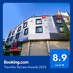 Fabhotel Ten Eleven