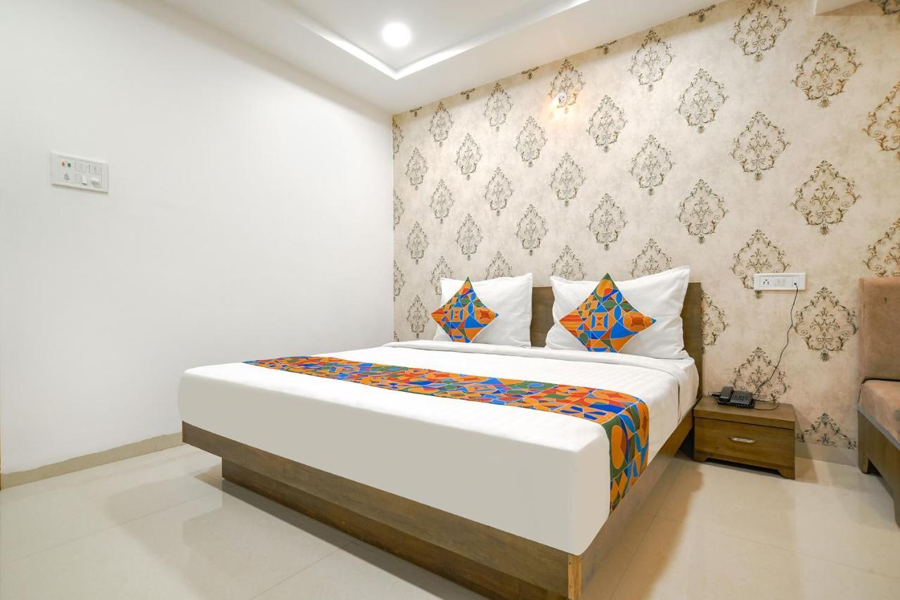 Fabhotel Eleven 3*