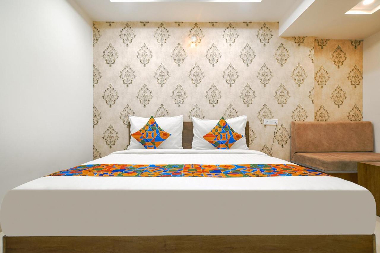 Fabhotel Eleven Indore